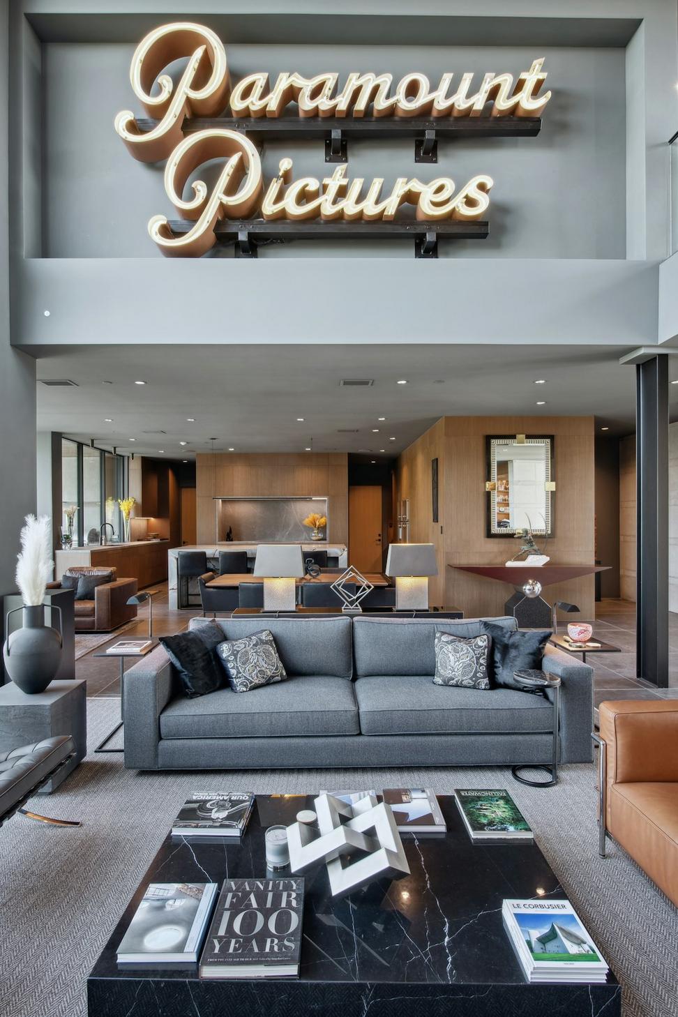 Quintharis Penthouse